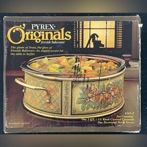 NOS 2qt Covered Casserole dish w/Metal server